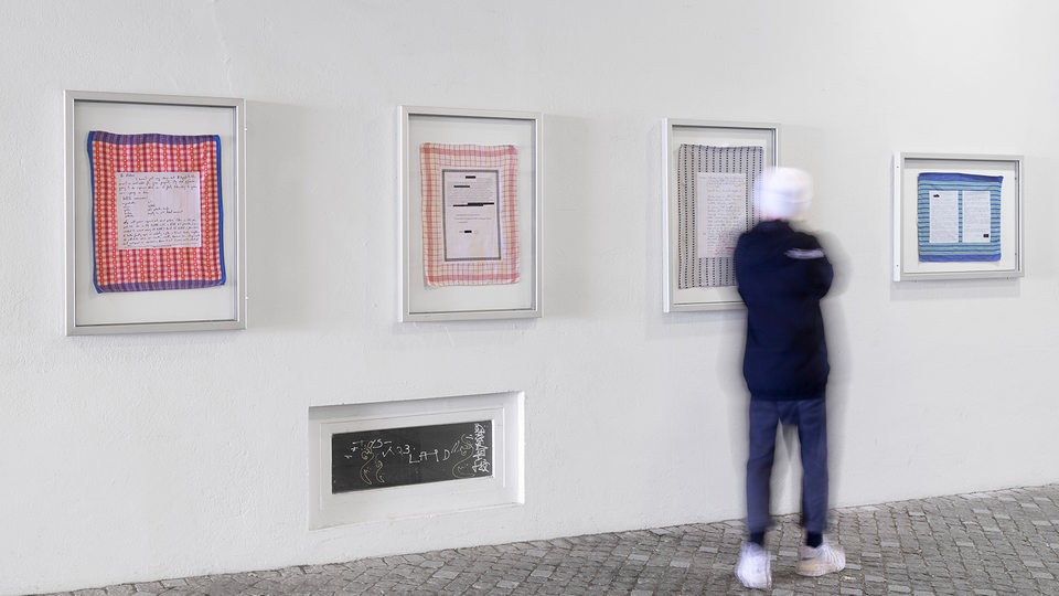 Blick in die Ausstellung im GAK in Bremen "Re-Framing_Belia-Zanna-Geetha-Brückner_A-good-theory-in-theory"